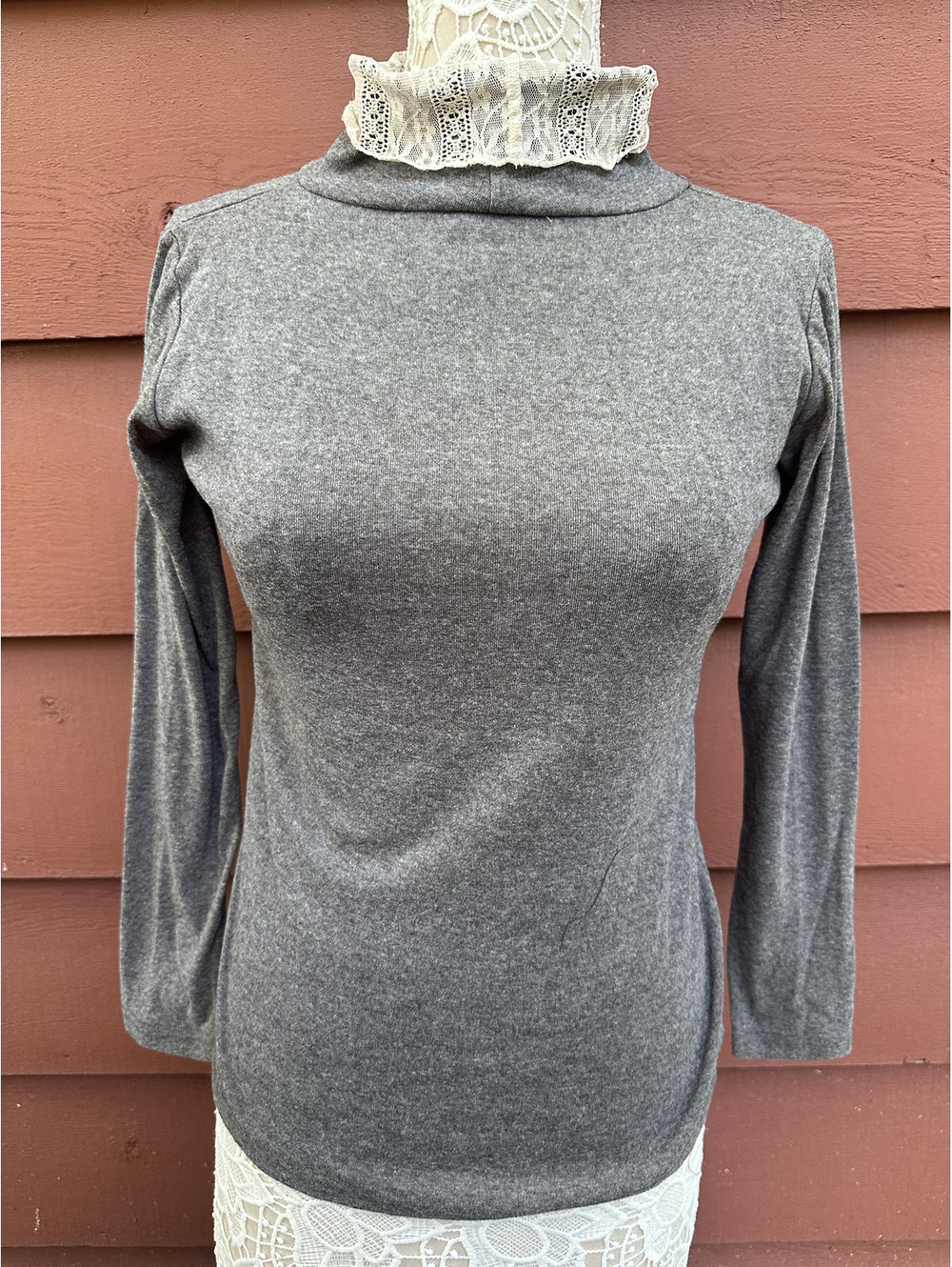Heathered Charcoal Gray Long Sleeve Turtleneck Top with Off White Lace Trim